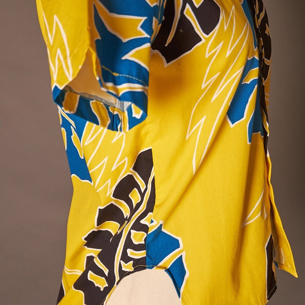 Vintage 1990s Yellow Banana Bay Hawaiian Shirt